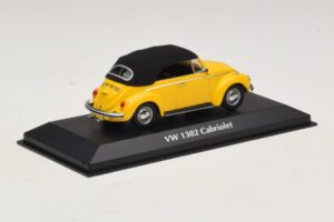 Volkswagen 1302 Cabriolet Gul Maxichamps 1:43 940055030 Metal — billede 2 af 5