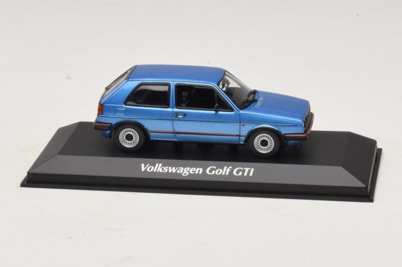 Volkswagen Golf GTI Mk2 Blå Metallic Maxichamps 1:43 940054120 Metal