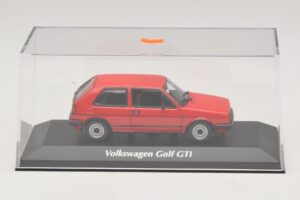 Volkswagen Golf GTI Mk2 Rød Maxichamps 1:43 940054121 Metal — billede 4 af 5
