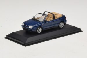 Volkswagen Golf Mk4 Cabriolet Blå Forhandlerudgave Minichamps 1:43 GOLF005 Metal — billede 2 af 5