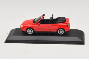 Volkswagen Golf Mk4 Cabriolet Rød Forhandlerudgave Minichamps 1:43 GOLF006 Metal