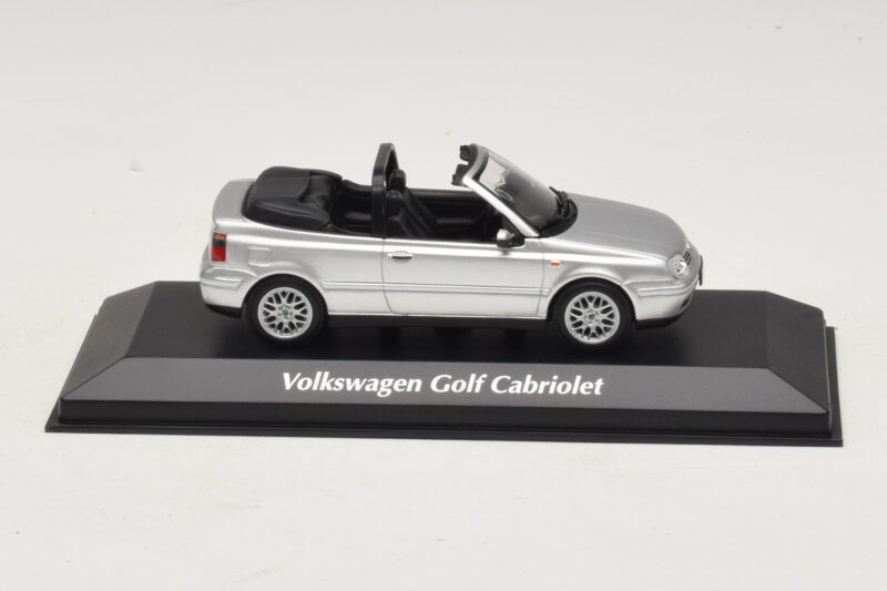 Volkswagen Golf Mk4 Cabriolet Sølv Maxichamps 1:43 940058331 Metal