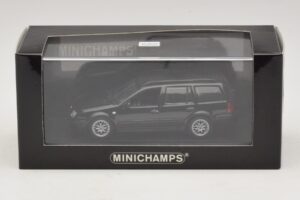 Volkswagen Golf Mk4 Variant Sport Highline BBS Edition Sort Erstatningsæske Minichamps 1:43 GOLF008-R1 Metal — billede 5 af 5