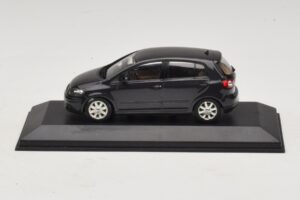 Volkswagen Golf Plus Mk5 Sort Minichamps 1:43 GOLF007 Metal