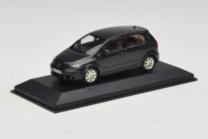 Volkswagen Golf Plus Mk5 Sort Minichamps 1:43 GOLF007 Metal — billede 2 af 5