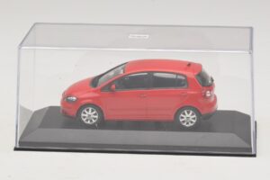 Volkswagen Golf Plus Mk5 Tornado Red Erstatningsæske Minichamps 1:43 821911110-R1 Metal — billede 4 af 5