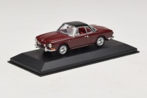 Volkswagen Karmann Ghia Rød Med Sort Tag Minichamps 1:43 GHIA002 Metal — billede 2 af 5