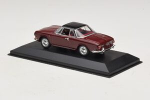 Volkswagen Karmann Ghia Rød Med Sort Tag Minichamps 1:43 GHIA002 Metal — billede 3 af 5