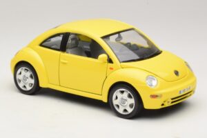 Volkswagen New Beetle A4 Gul Bburago 1:18 3302 Metal — billede 6 af 8