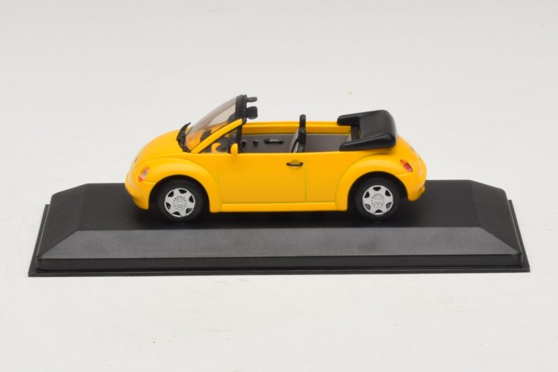 Volkswagen New Beetle Cabriolet Gul Minichamps 1:43 BEETLE002 Metal