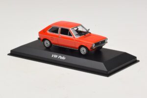 Volkswagen Polo Mk1 Rød Maxichamps 1:43 940050500 Metal — billede 3 af 5