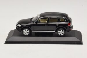 Volkswagen Touareg 7L Sort Minichamps 1:43 TOUAREG002 Metal