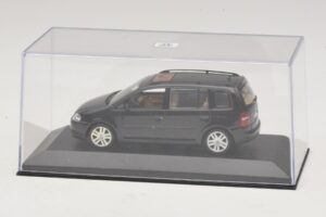 Volkswagen Touran 1T Sort Minichamps 1:43 TOURAN005 Metal — billede 4 af 5