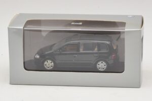 Volkswagen Touran 1T Sort Minichamps 1:43 TOURAN005 Metal — billede 5 af 5