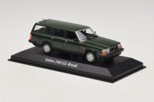 Volvo 240 GL Stationcar Mørkegrøn Maxichamps 1:43 940171411 Metal — billede 3 af 5
