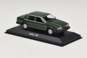 Volvo 740 Mørkegrøn Maxichamps 1:43 940171700 Metal — billede 3 af 5